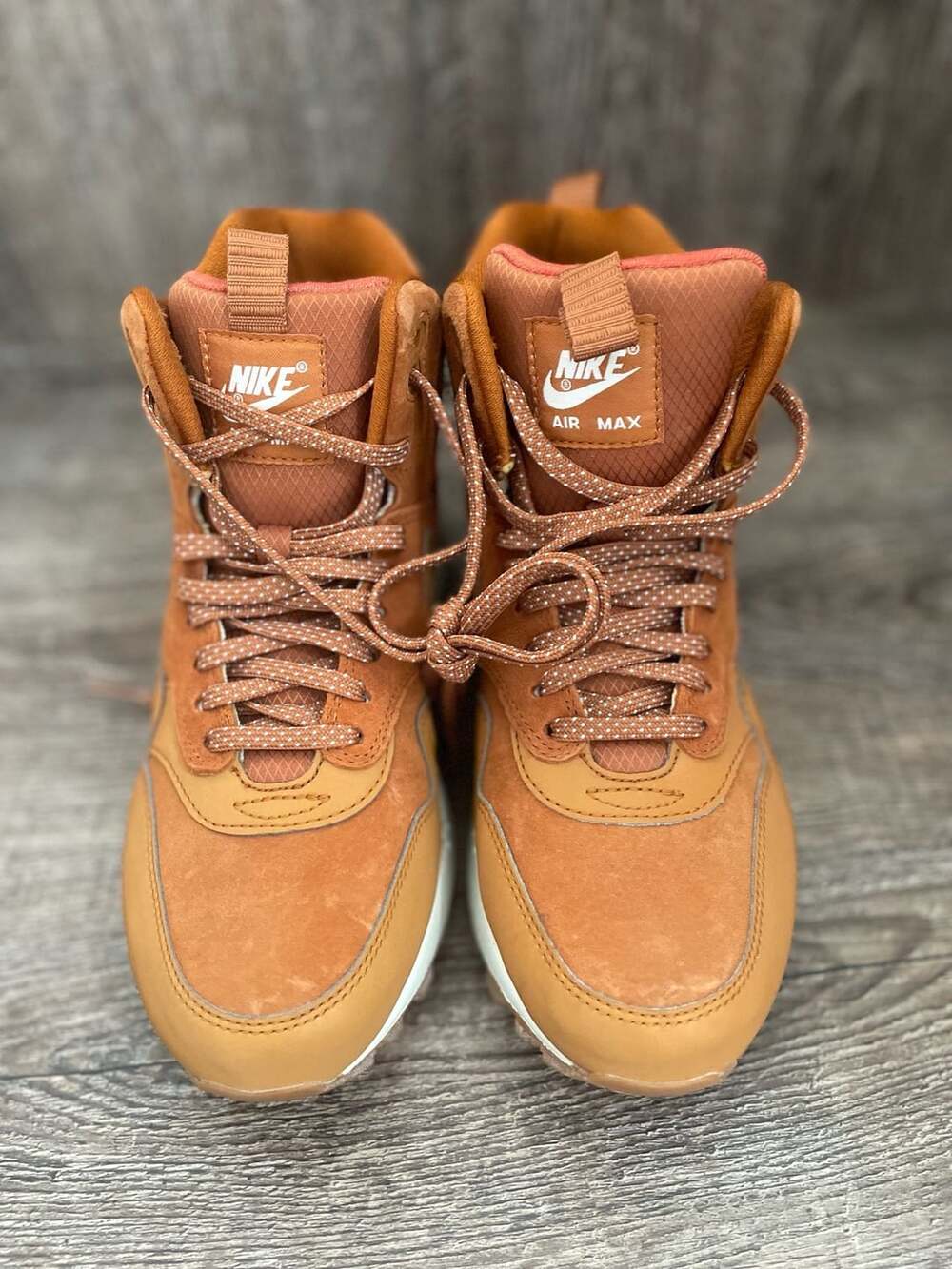 Nike Air Max 1 Mid Sneakerboot Size 8 Tawny H2O Repel